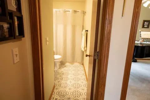 Entry Way - 1404 Willow, Harvard, IL 60033 photo 2 of 8