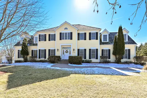 13300 N Silver Fox, Mequon, WI 53097