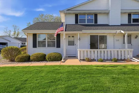 628 Westbury # 1, Delavan, WI 53115