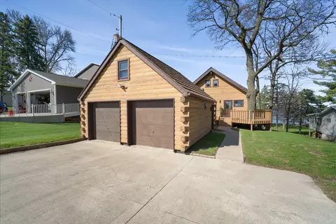 n10394 Howard Drive East, Fox Lake, WI 53933