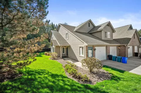18475 Brookfield Lk #78, Brookfield, WI 53045