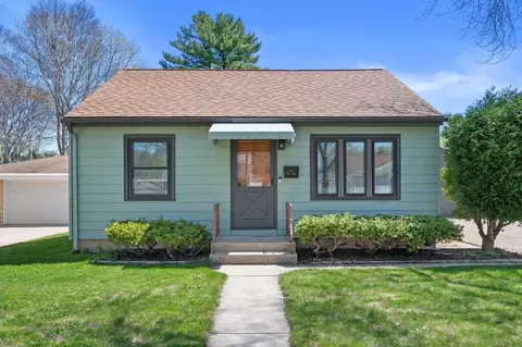 4146 S Logan, Milwaukee, WI 53207
