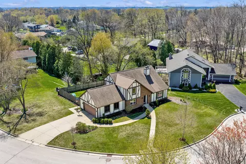 5441 S 48th, Greenfield, WI 53220