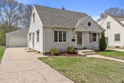 3211 S 72nd, Milwaukee, WI 53219