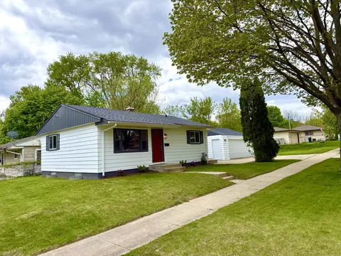 7009 W Carmen, Milwaukee, WI 53218