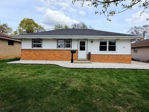 8218 W Potomac, Milwaukee, WI 53218