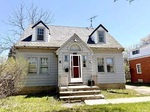 5866 N 39th, Milwaukee, WI 53209