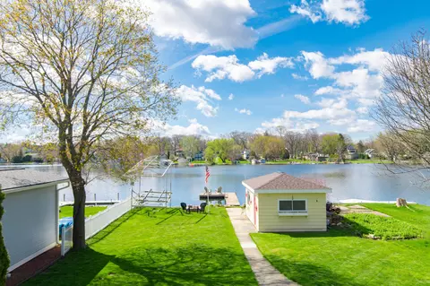 n29w27397 Peninsula, Pewaukee, WI 53072