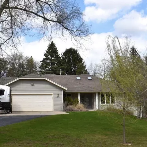 n61w16124 Hawthorne, Menomonee Falls, WI 53051