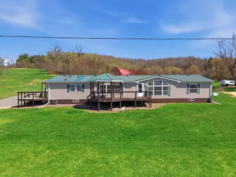 506 W W Ml, Blair, WI 54616