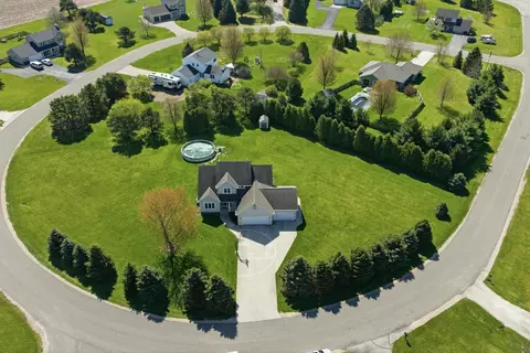 n8034 Nicky Court, Troy, WI 53120