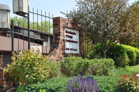 2150 W Good Hope # 201, Glendale, WI 53209