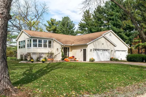 n7241 Jelle Street, Holland, WI 54636