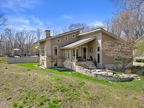 9112 3rd, Pleasant Prairie, WI 53158