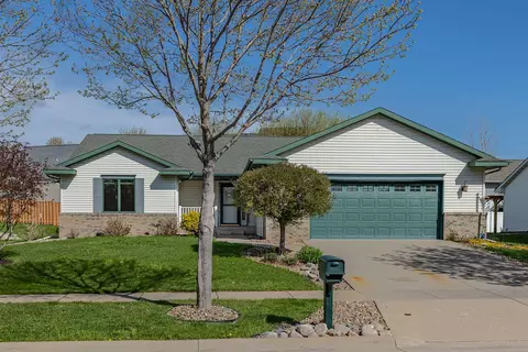 1009 Windhill, Onalaska, WI 54650