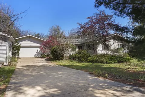 n1420 Cedar Road, Bloomfield, WI 53128