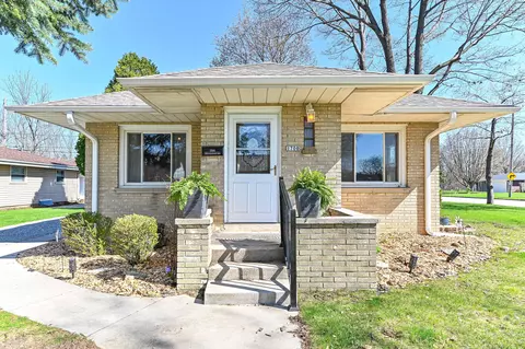 1700 Menomonee, South Milwaukee, WI 53172