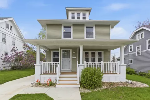 6818 Maple, Wauwatosa, WI 53213