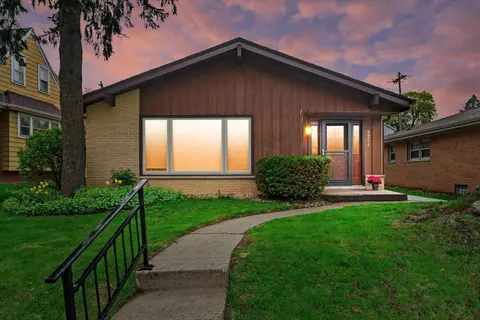 5224 W Rita, West Allis, WI 53219