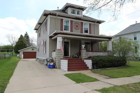 140 Kendall, Burlington, WI 53105