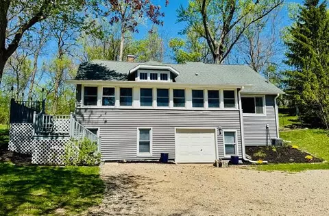 Undisclosed, Oakland, WI 53523