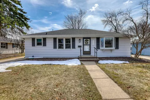 1113 W Roberts, Appleton, WI 54914