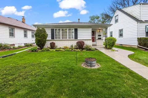 2172 S 109th, West Allis, WI 53227