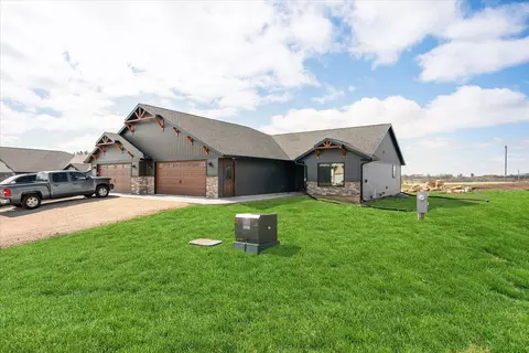 S4676 Erickson, Jefferson, WI 54665
