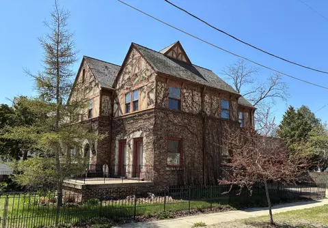 4202 5th, Kenosha, WI 53140