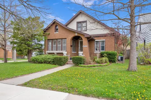 5703 36th, Kenosha, WI 53144