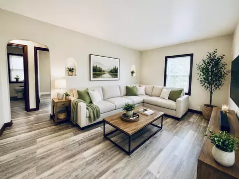 5426 W Morgan, Milwaukee, WI 53220