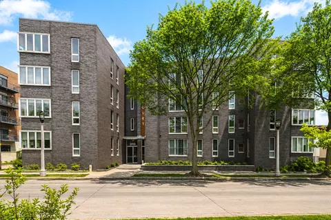 2050 N Commerce #407, Milwaukee, WI 53212