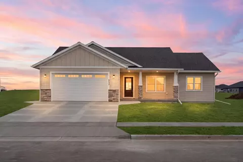 652 Boone, Holmen, WI 54636