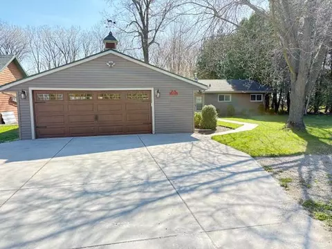 6770 Lee Hbr, Black Wolf, WI 54902