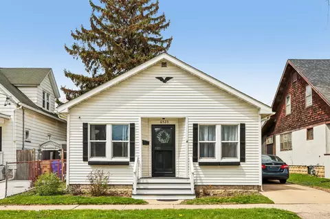 6520 32nd, Kenosha, WI 53142