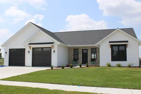 947 Drumlin, Kewaskum, WI 53040