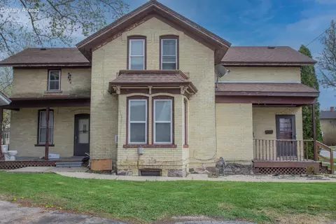 908 E Main, Watertown, WI 53094