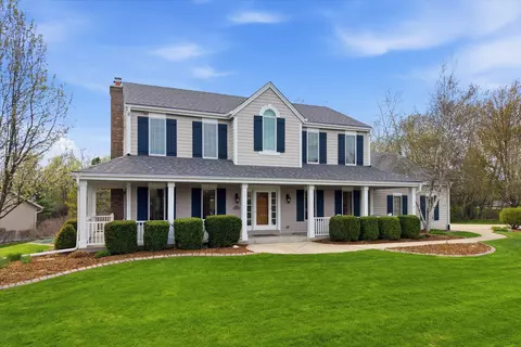 439 Brockway, Mukwonago, WI 53149