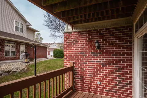 Exterior - 7883 S Scepter #8, Franklin, WI 53132 photo 4 of 5