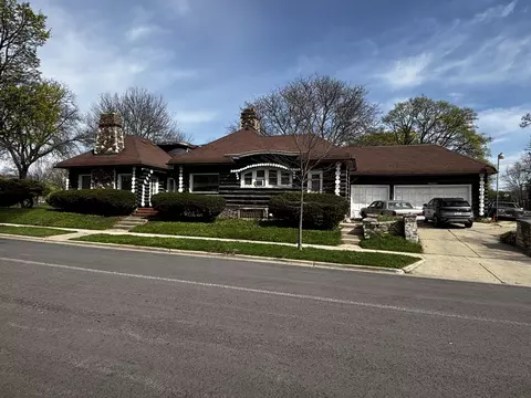 2602 N Sherman, Milwaukee, WI 53210
