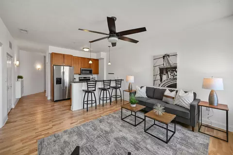 606 W Wisconsin #303, Milwaukee, WI 53203