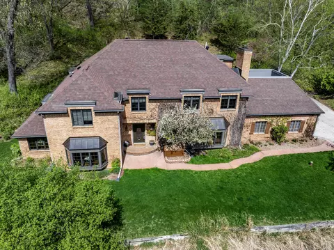 3640 Old Vineyard, Shelby, WI 54601