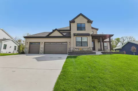 6668 Royal Vw, Deforest, WI 53532