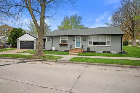 9010 W Hadley, Milwaukee, WI 53222