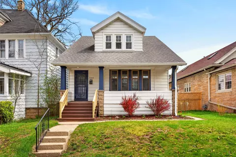 3204 S Delaware, Milwaukee, WI 53207