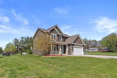 320 W Hunt, Twin Lakes, WI 53181