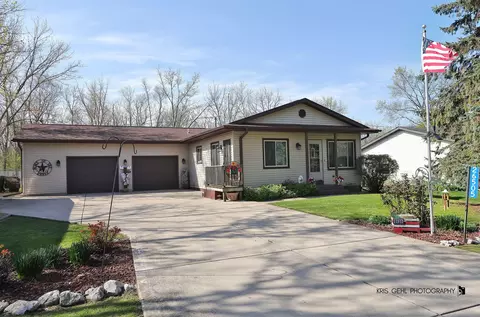 26505 104th, Trevor, WI 53179