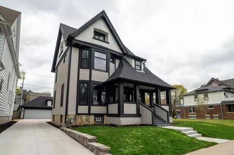 3247 N Marietta, Milwaukee, WI 53211