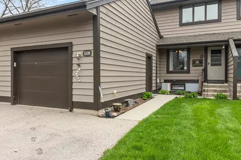 128 Glenview, Janesville, WI 53548