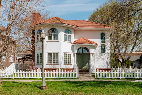 921 W Main, Lake Geneva, WI 53147
